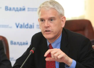 Пайфер: отказ США от посредничества в войне ничего не будет стоить Украине