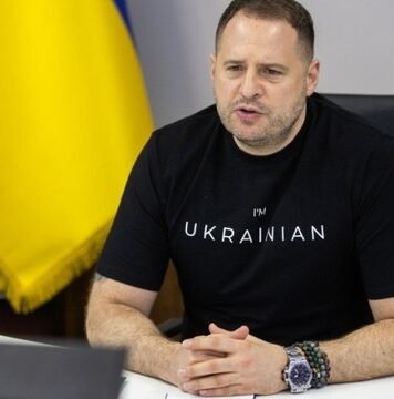 У Ермака есть четыре диппаспорта и деньги, чтобы скрываться за границей – прокуратура в судебном заседании