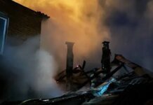 В Сумах БПЛА врезался в жилой многоэтажный дом