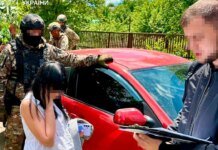 Пять случаев в трёх областях: группу из Кременчуга подозревают в вывозе военнослужащих из частей за деньги