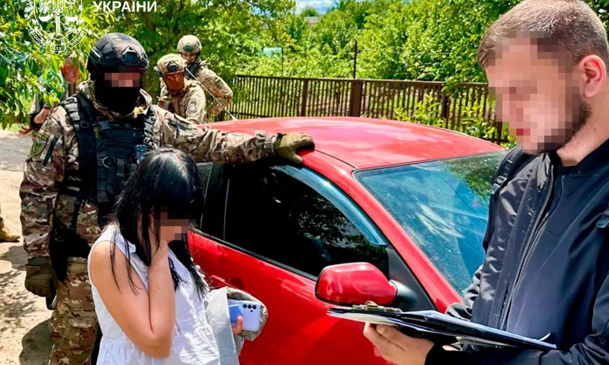 Пять случаев в трёх областях: группу из Кременчуга подозревают в вывозе военнослужащих из частей за деньги