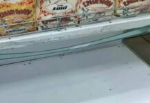 В Крыму пустеют полки: люди скупают сахар, гречку и муку. ВИДЕО