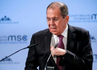 Лавров из-за открытого письма Зеленского к Путину устроил на пресс-конференции истерику