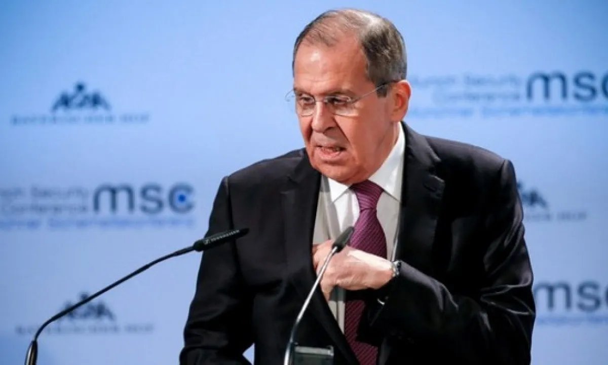 Лавров из-за открытого письма Зеленского к Путину устроил на пресс-конференции истерику