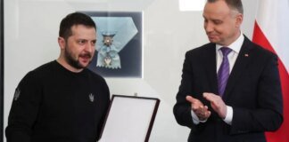 Орден на кону: Польша готова забрать высшую награду Польши у Зеленского