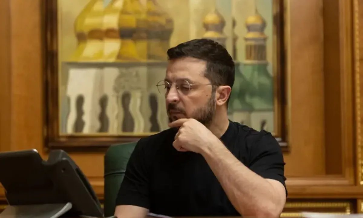 Русский уже не подлежит защите: Зеленский подписал закон о языке