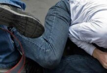 В Черкасской области трое подростков изводили 17-летнего парня в гараже