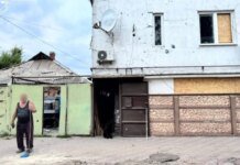 Девять человек, в том числе двухлетний ребенок, пострадали в результате российского удара по Харькову