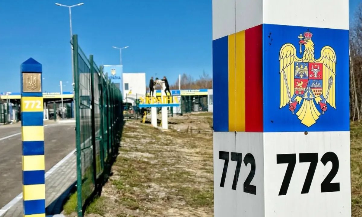 Граница открыта не для всех авто: Румыния массово разворачивает водителей