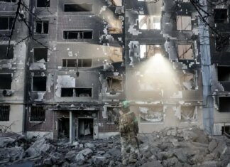 Все подвалы засыпают минами и разрушают дома: в ВСУ рассказали о тактике противника в Константиновке