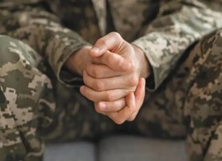 На Черниговщине осудили двух военнослужащих за побег из части и продажу боевых гранат