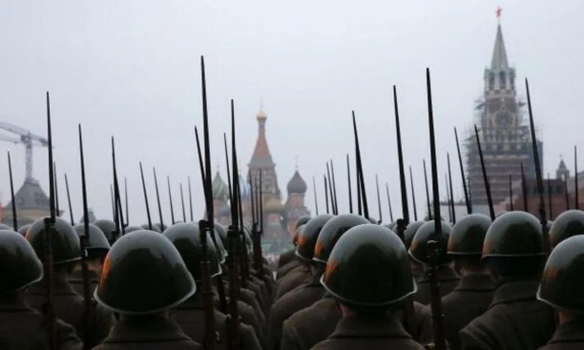 В кулуарных торгах Москва нагло требует отдать ей еще Харьковщину и Сумщину, – Bloomberg