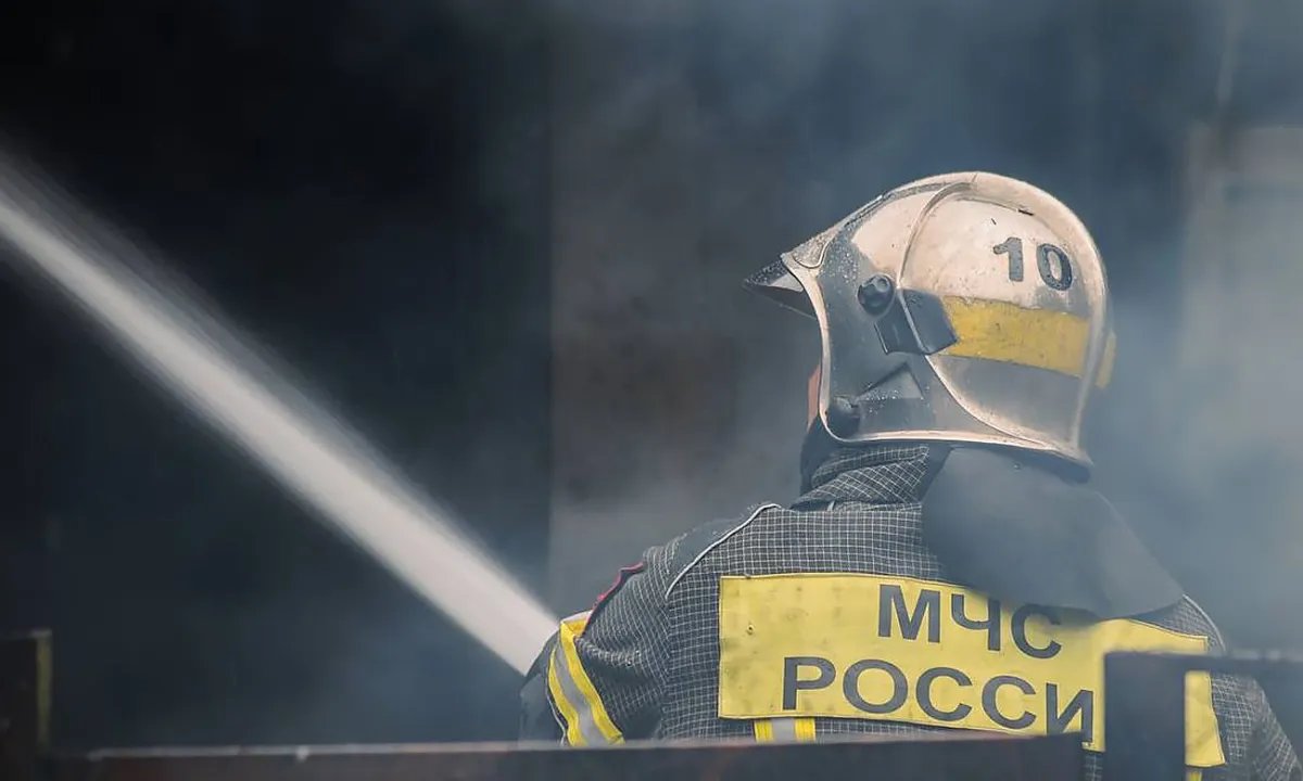 Дроны нанесли удар по Белгороду: пожары на складах и электроподстанциях. ВИДЕО