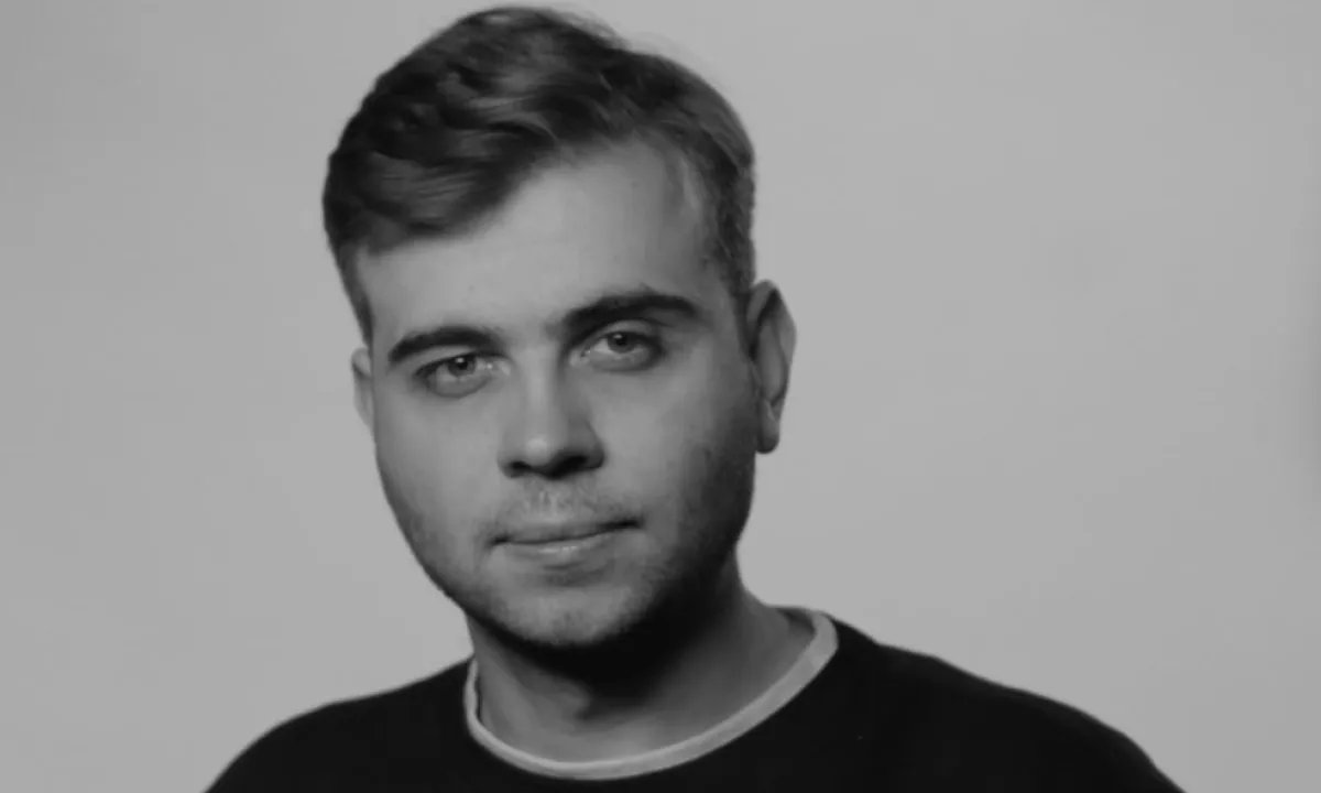 Журналиста, который расследовал имущество чиновника СБУ, несколько часов держали в ТЦК