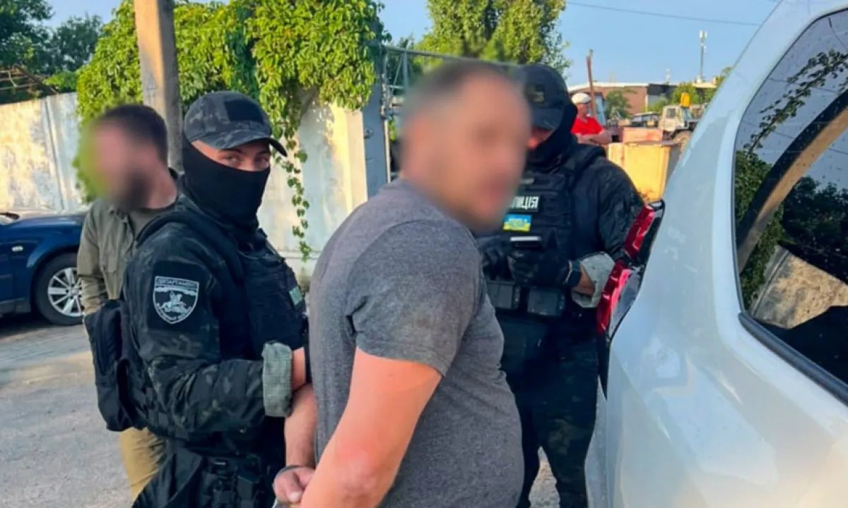 В Николаеве раскрыли схему фальшивого гражданства для уклонения от службы в армии
