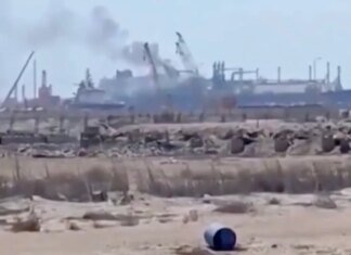 Дрон атаковал американский газовоз в порту Египта
