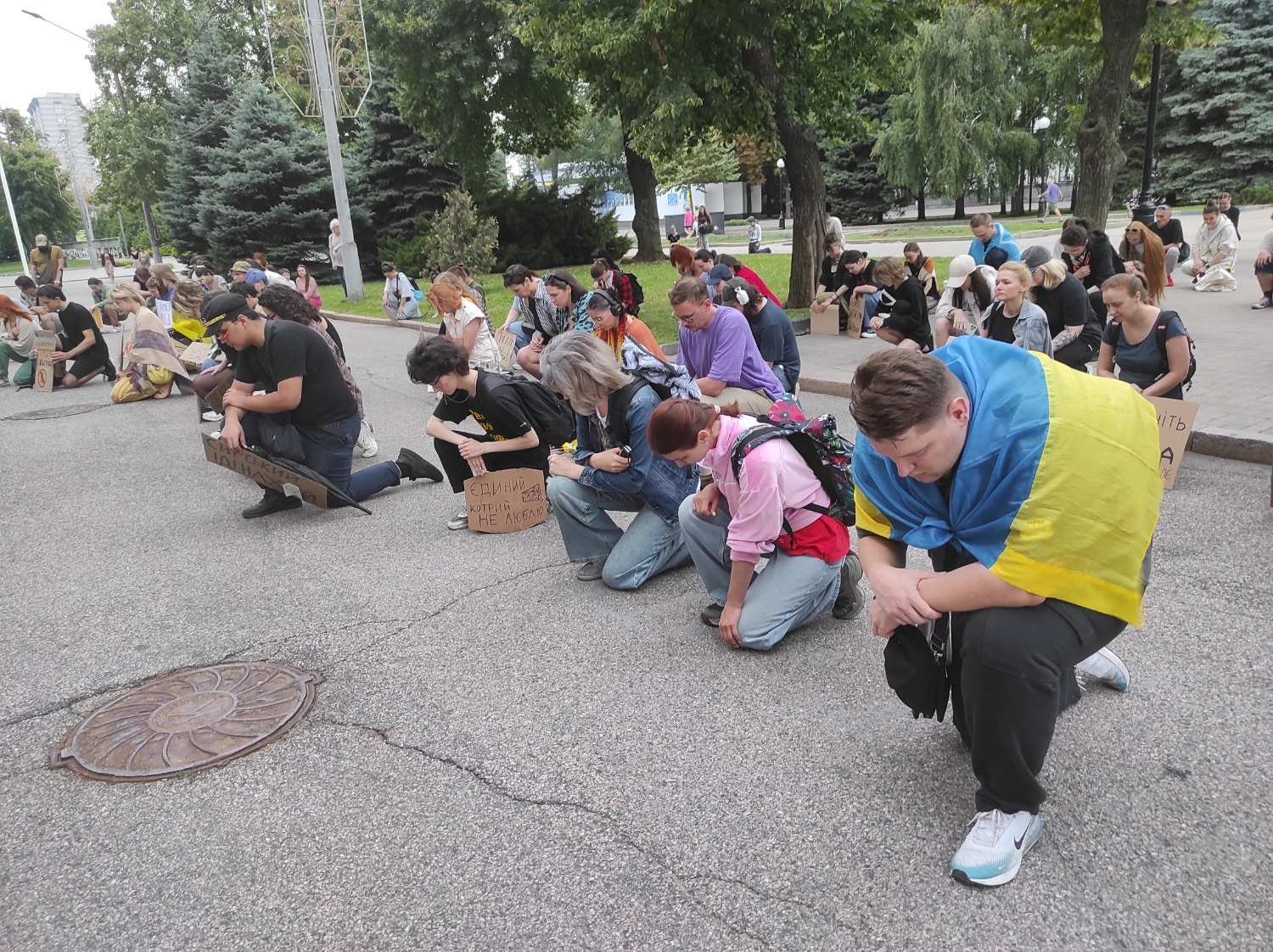 «Треба боротися і відстоювати своє майбутнє!»: як пройшла сьома акція протесту у Дніпрі