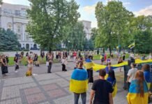 «Рішення мають бути іншими»: як у Дніпрі проходить 12-та акція протесту проти звільнення Федорова