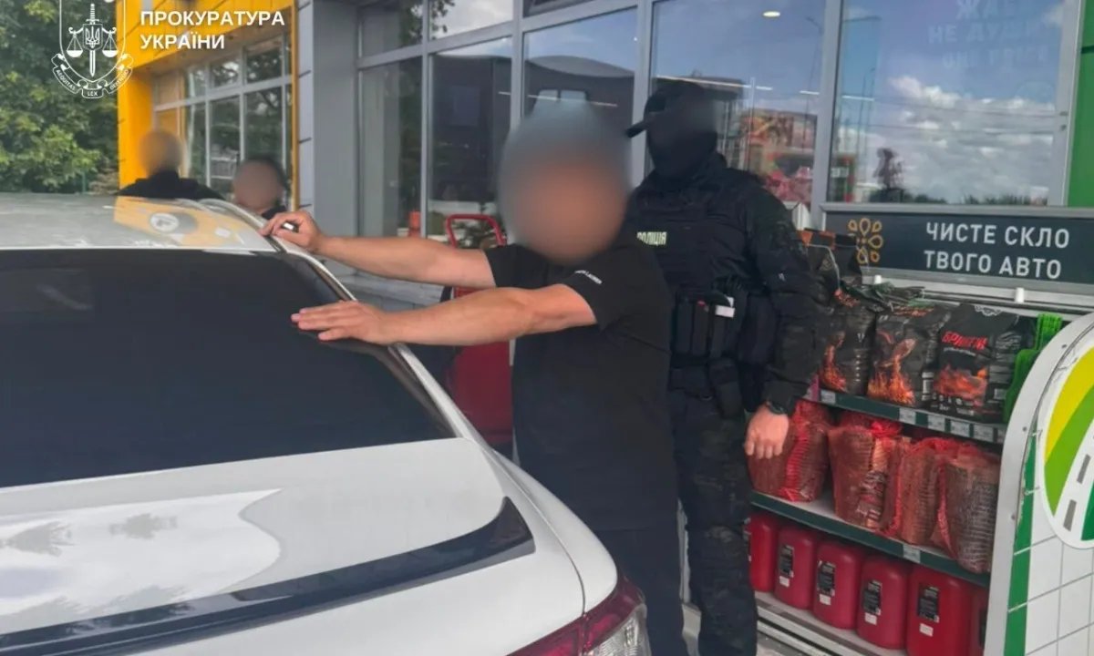 В Киеве раскрыли схему фиктивных браков для выезда за границу военнообязанных