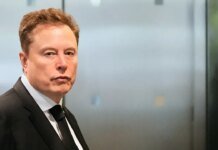 Маск пока отказывается предоставить Украине Starlink для нанесения ударов по России