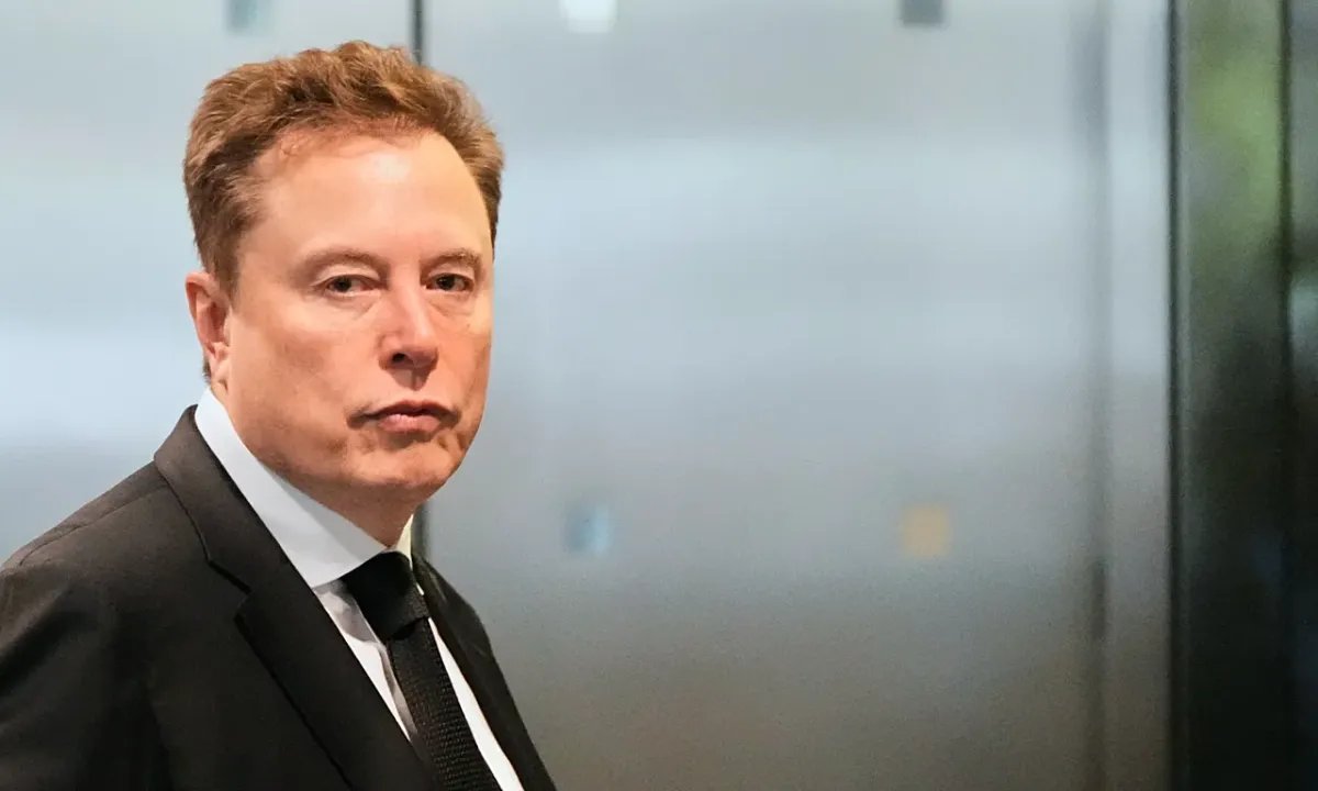 Маск пока отказывается предоставить Украине Starlink для нанесения ударов по России