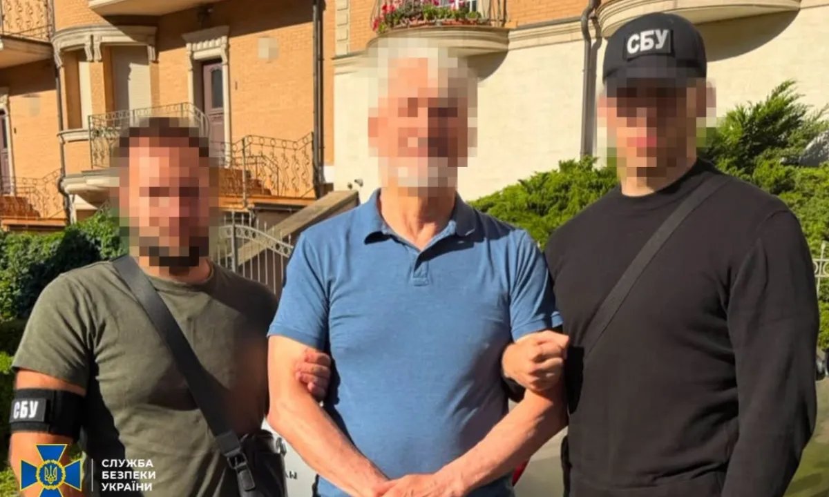 СБУ задержала киевского бизнесмена: деньги шли на уплату налогов в РФ и на военный комплекс
