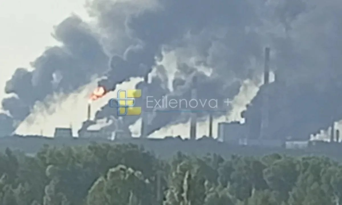 «Летит, маневрирует. Все!» – в сеть попало ВИДЕО, как украинский БпЛА бахнул по НПЗ в Татарстане