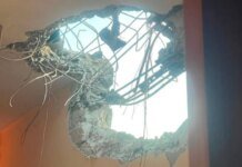 Россияне всю ночь атаковали Одесскую область: повреждены вокзал, жилой дом и завод