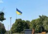 В Краматорске восстановили самый большой флаг Украины в Донецкой области: армия РФ забросала флагшток FPV-дронами