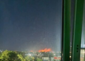 росія має відчувати, що війна повертається туди, звідки прийшла — Зеленський про "далекобійні санкції"