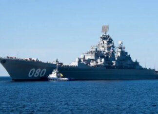 росія готується повернути у стрій ракетний крейсер після майже 30 років ремонту