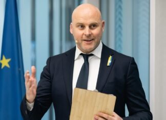 Премьер Латвии: мы должны помочь Украине поражать пусковые установки РФ