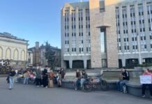 У Дніпрі проходить тридцять перша акція протесту проти відставки Федорова