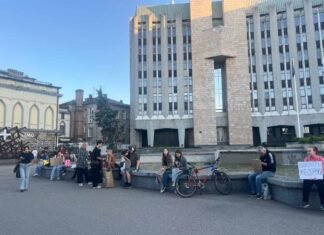У Дніпрі проходить тридцять перша акція протесту проти відставки Федорова
