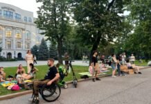 «Одноосібне управління — це проблема!»: у Дніпрі проходить 19-та акція на підтримку Федорова