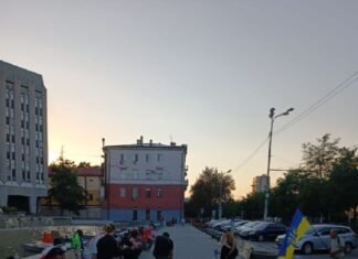 Закликали не боятися критики та образ: у Дніпрі провели 34-ту акцію за повернення Федорова
