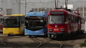 Зміни у роботі громадського транспорту у Дніпрі на 31 серпня: подробиці