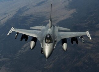 Україна відчуває гостру нестачу ракет "повітря-повітря" для F-16 — ЗМІ