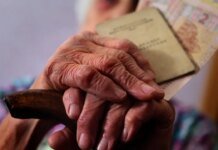 Пенсия для украинцев без минимального стажа: какую сумму получат в сентябре