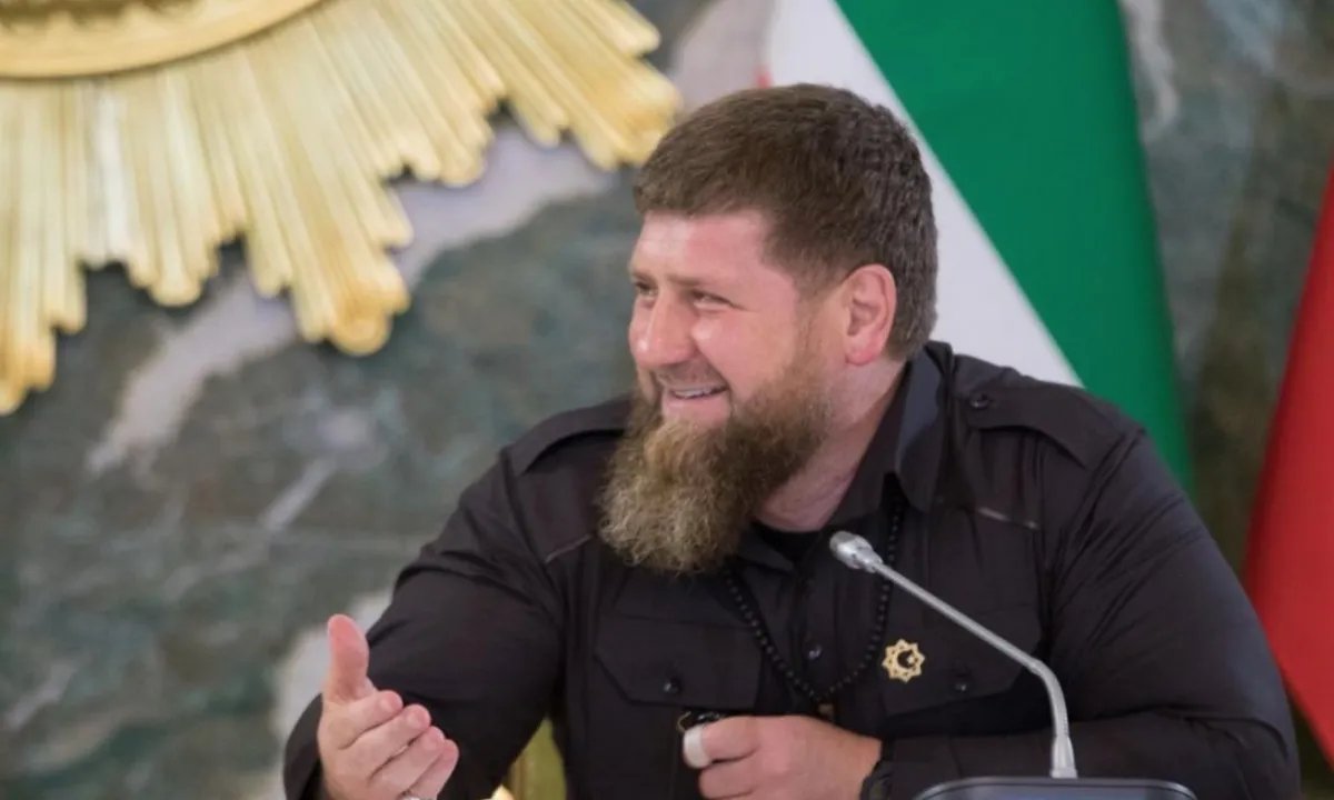 Кадыров потребовал от чеченцев сменить дресс-код: под запрет попал «не тот» стиль