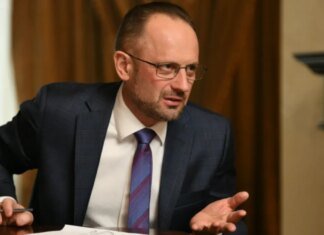 Бессмертный назвал переговоры Трампа и Путина «элементарным мародерством»