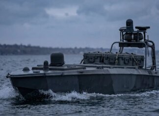 Вперше в історії: український безекіпажний катер знищили російський у бою