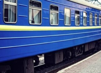 Советник Мерца и Борис Джонсон срочно эвакуировались из поезда, когда началась дроновая атака