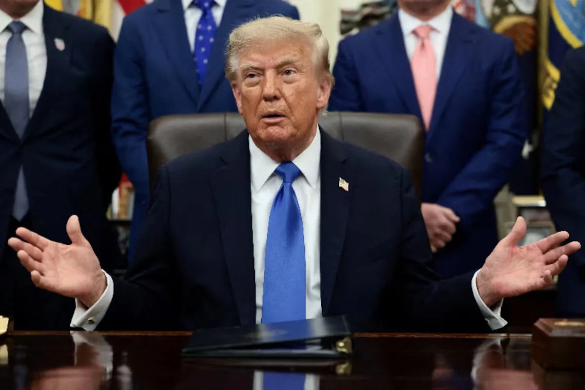 Трамп заявив про існування "хворої змови" проти ШІ та дата-центрів