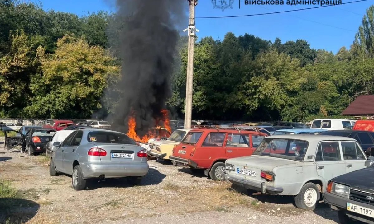 Запорожье под атакой дронов: известно о попаданиях, есть пострадавшие. ФОТО