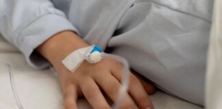 Записи «со слов родителей»: в чём подозревают врача после смерти мальчика на Тернопольщине
