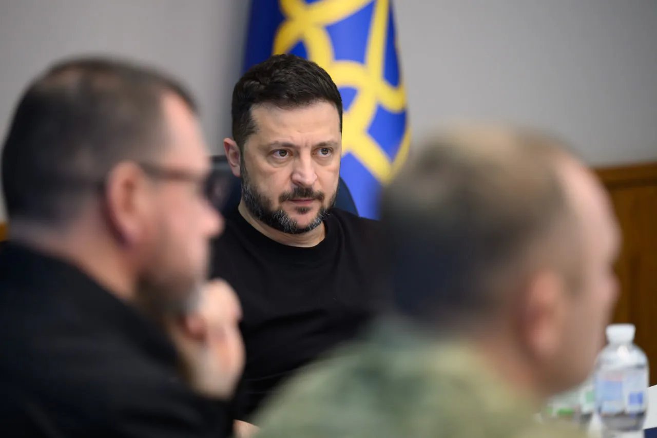 В Україні буде посилено захист дата-центрів та інших об’єктів у сфері зв’язку — Зеленський