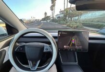 Tesla поки без автопілота FSD у ЄС — рішення відклали