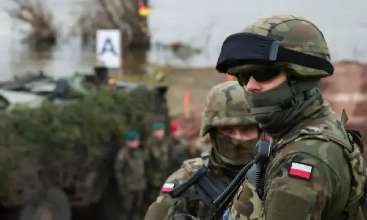 Конец играм в мирное время: Польша решилась сбивать дроны и ракеты РФ по сигналу радара