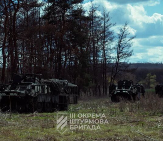 ЗСУ перетворили радянські БТР-60 на роботів-камікадзе для прориву російської оборони